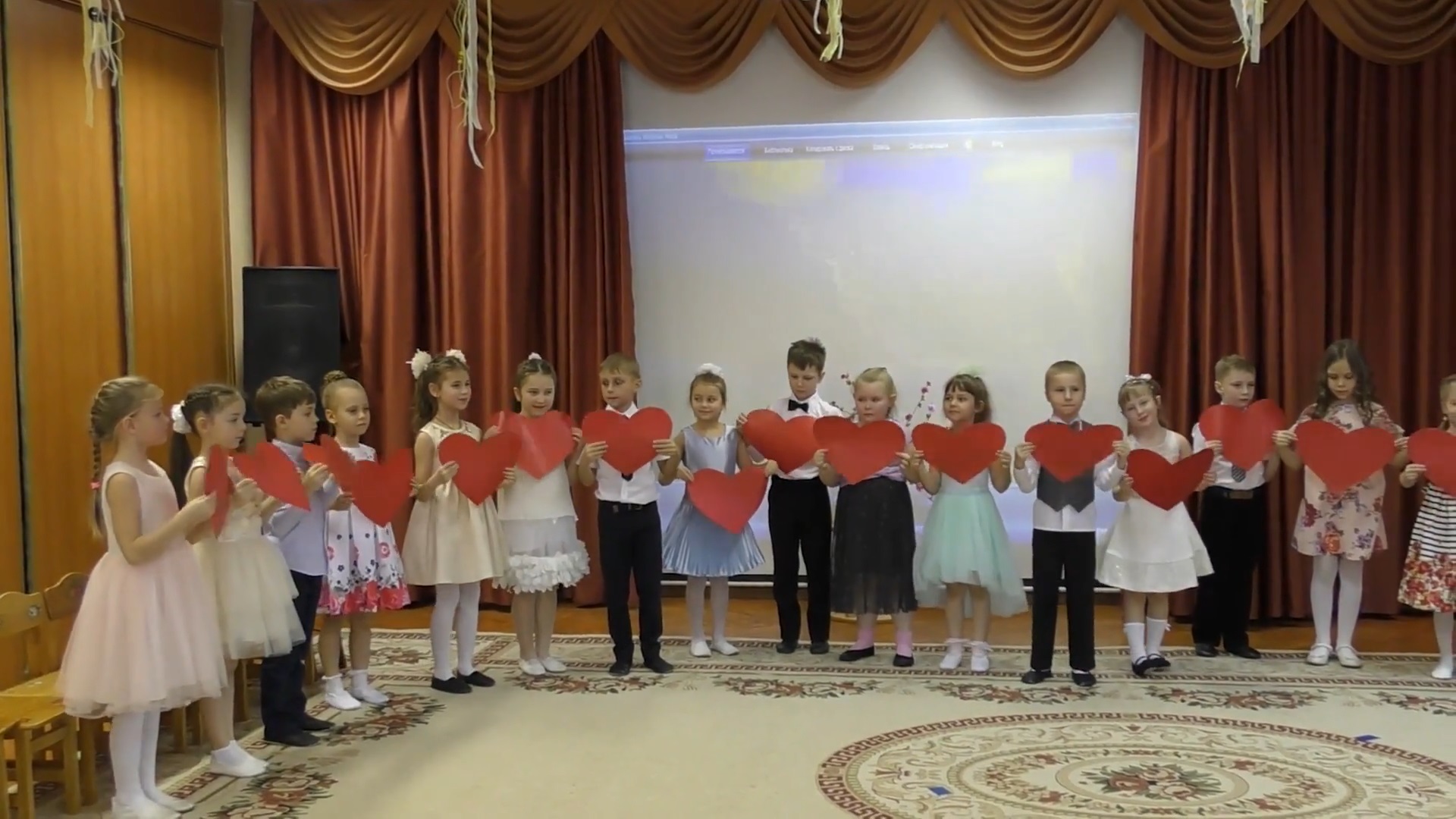 Танцы на празднике